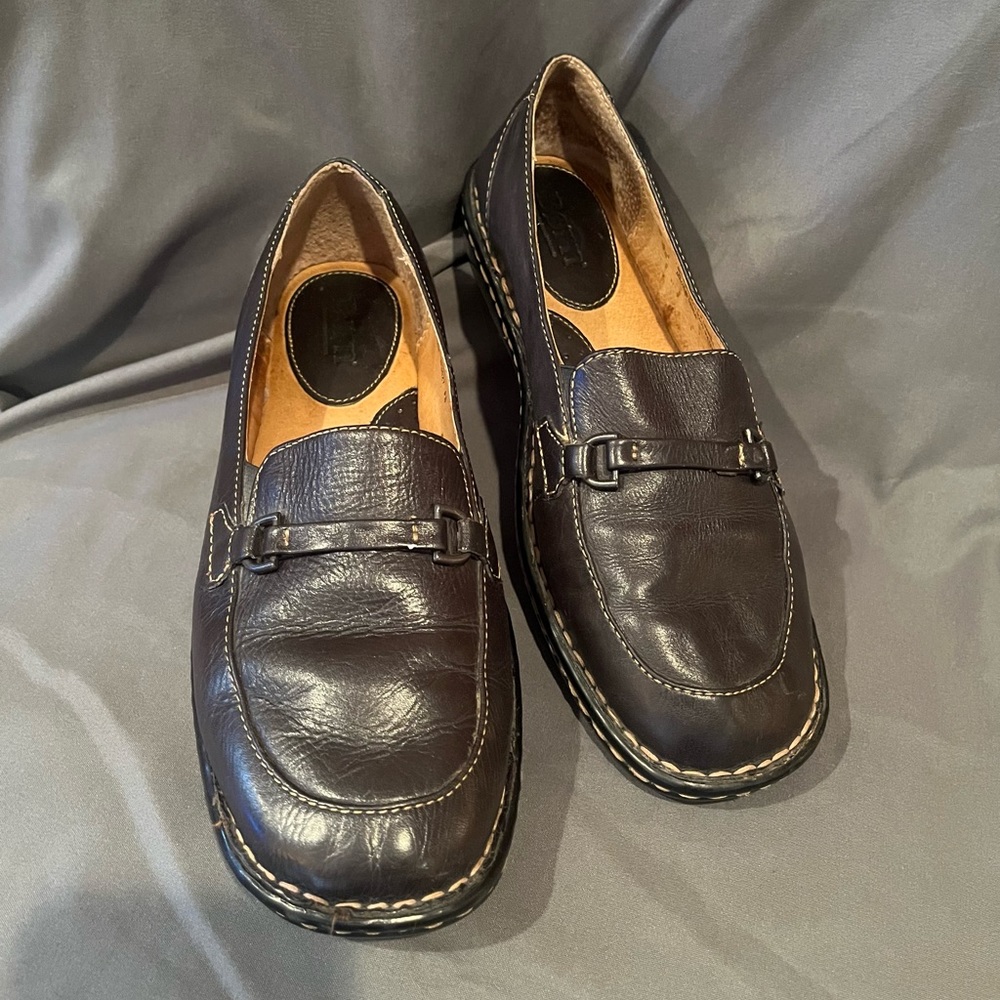 BORN Women’s 8.5 All Leather Brown Loafer Flats - Picture 2 of 7